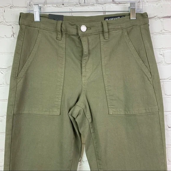 𝅺blank NYC Olive Green Jeans Size 28 - Picture 3 of 9